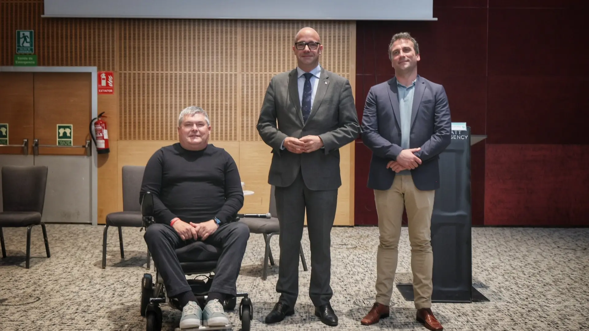 
         ConELA pide que la ley se despliegue de forma equitativa: "Se trabaja, pero a distintos ritmos" 
    