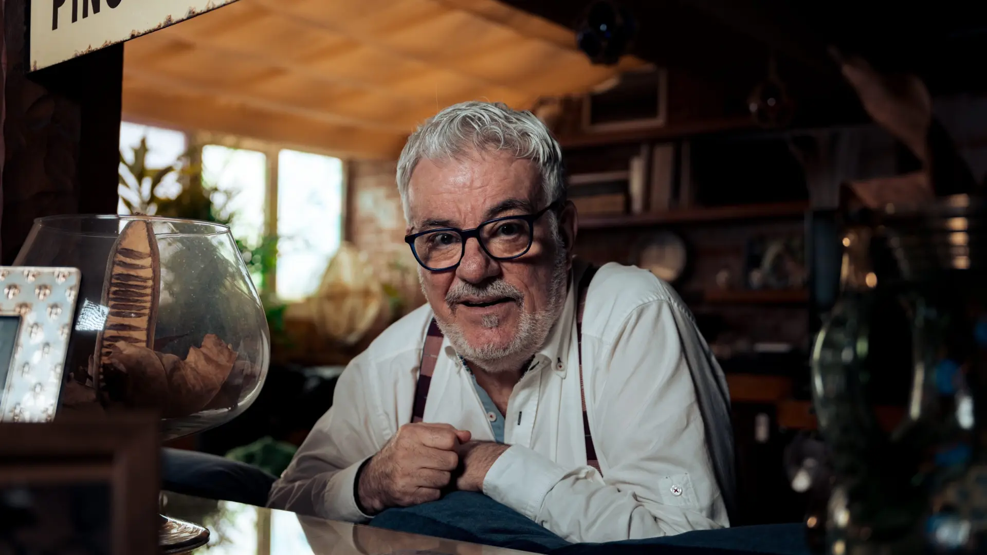 
         Millán Salcedo, premiado en su tierra: "El día que murió mi madre salí a hacer reír" 
    