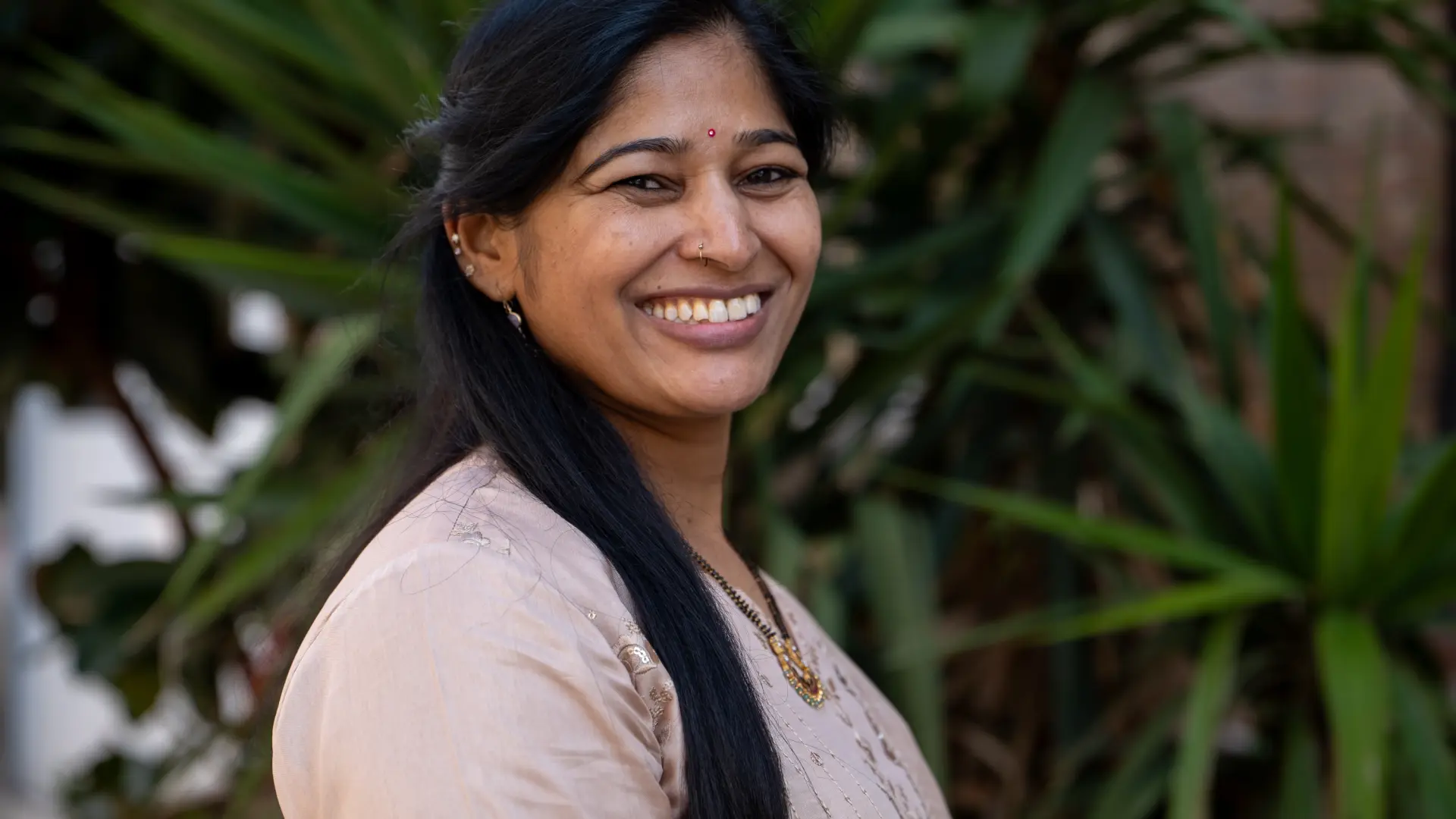 
         "La igualdad de género duradera se logra cuando los hombres se convierten en participantes activos" 
    