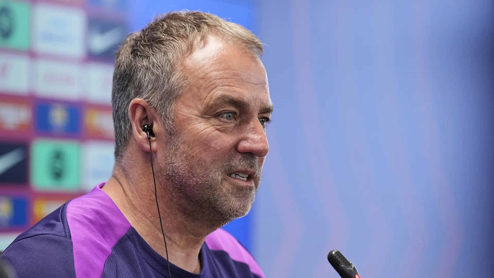 
         Nueva queja de Hansi Flick por el arbitraje: "Se puede cometer un error... aunque no dos a este nivel" 
    