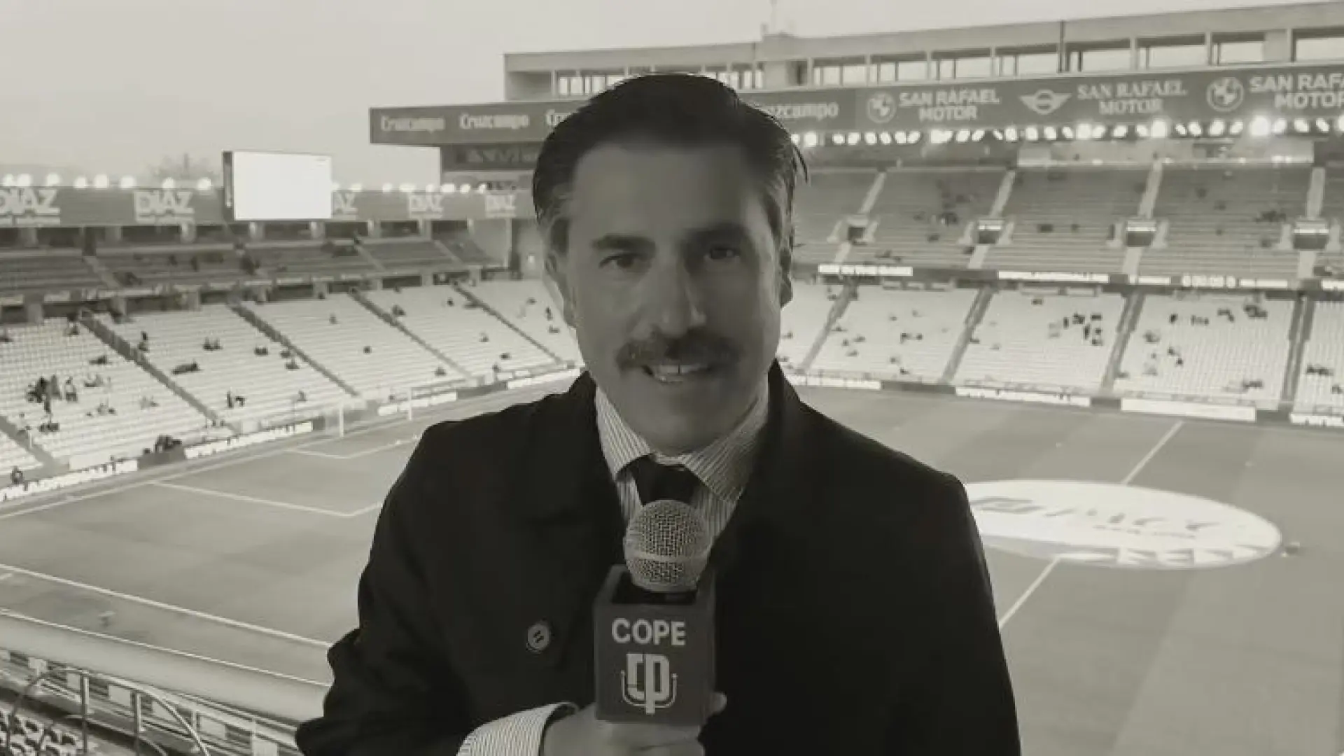 
         Un periodista de la COPE se une a la jornada retro de LaLiga: "También estaremos en eso que llaman internet" 
    