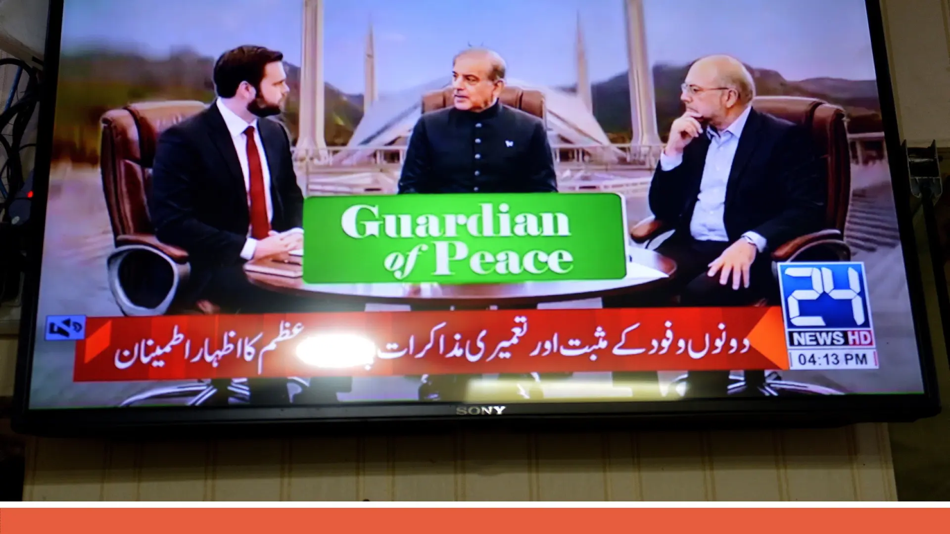El petróleo supera los 100 dólares ante la amenaza de Trump de bloquear Ormuz