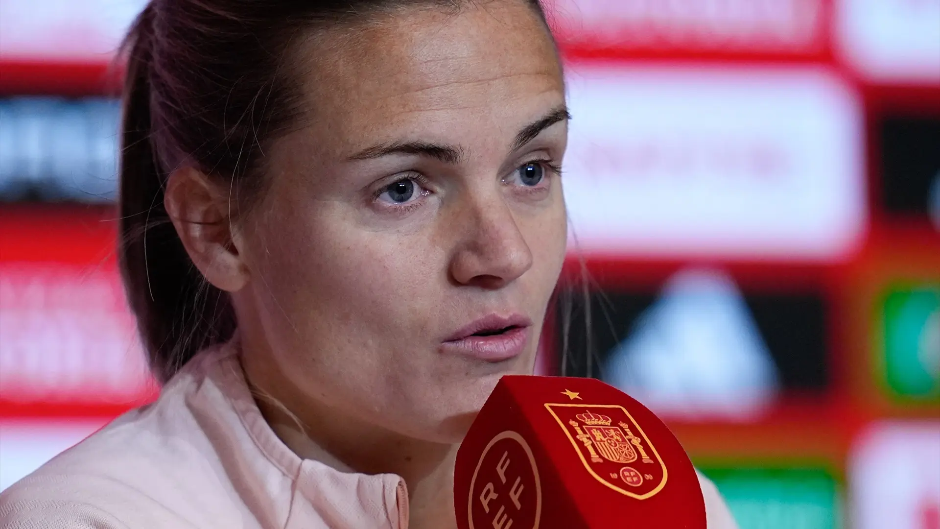 
         Irene Paredes, capitana de la selección española: "Pase lo que pase, la Eurocopa no nos la van a devolver" 
    