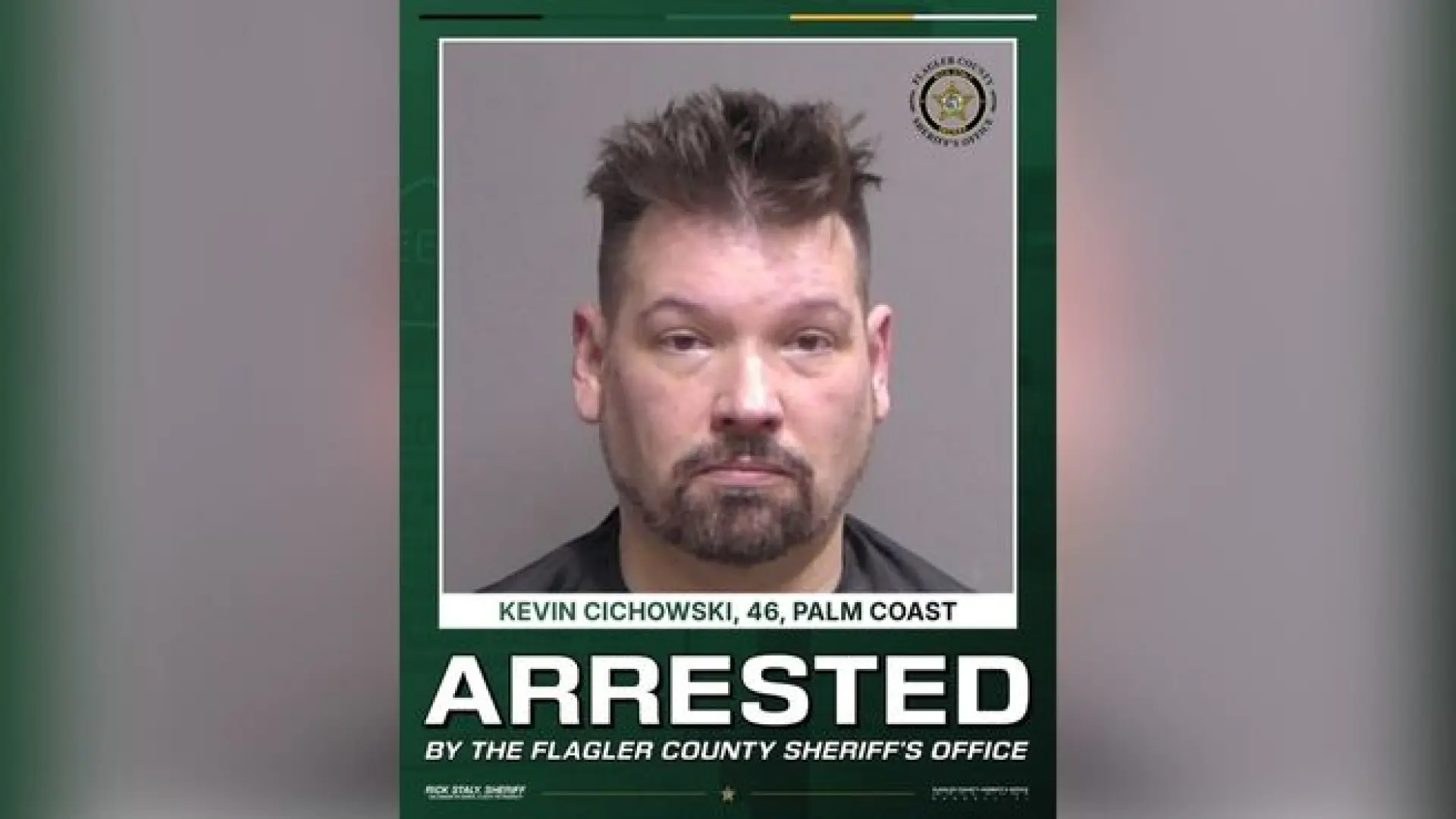 
         Detienen a un candidato republicano a gobernador de Florida tras agredir a dos mujeres de avanzada edad 
    