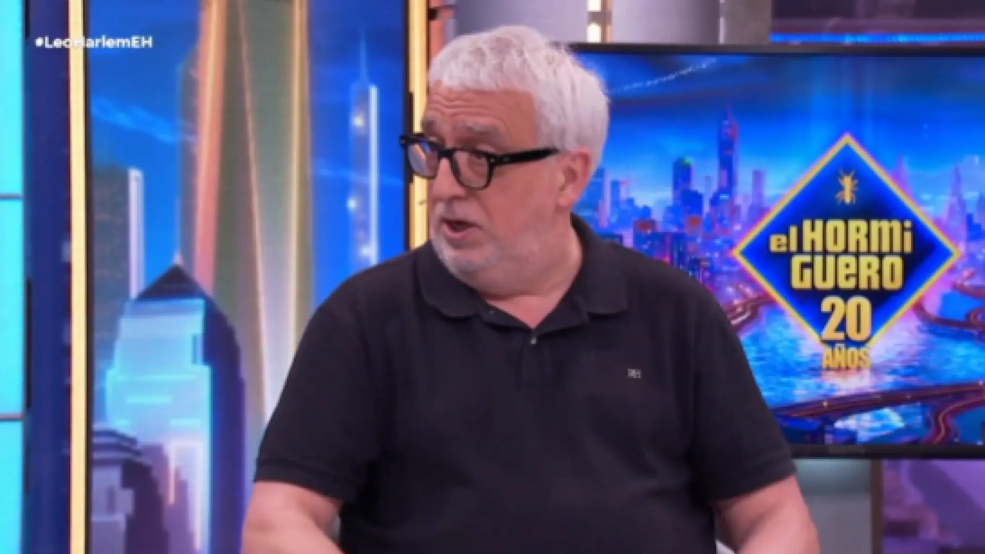 
         Leo Harlem comparte en 'El Hormiguero' su rutina de ejercicio: "El deporte bueno es el que se hace sentado" 
    