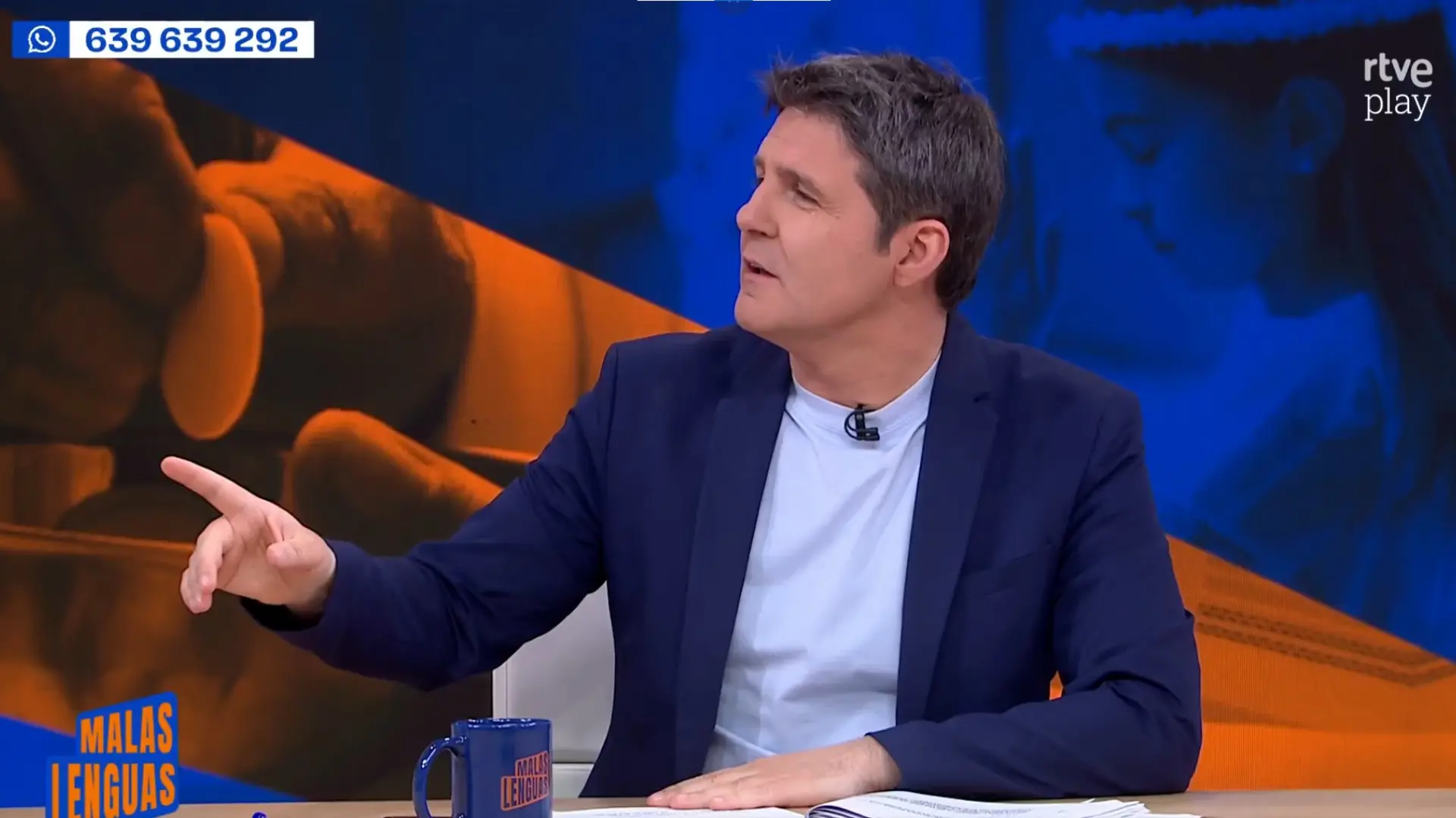 
         Jesús Cintora, sobre el gasto medio de las comuniones: "¿Hay una competición?" 
    