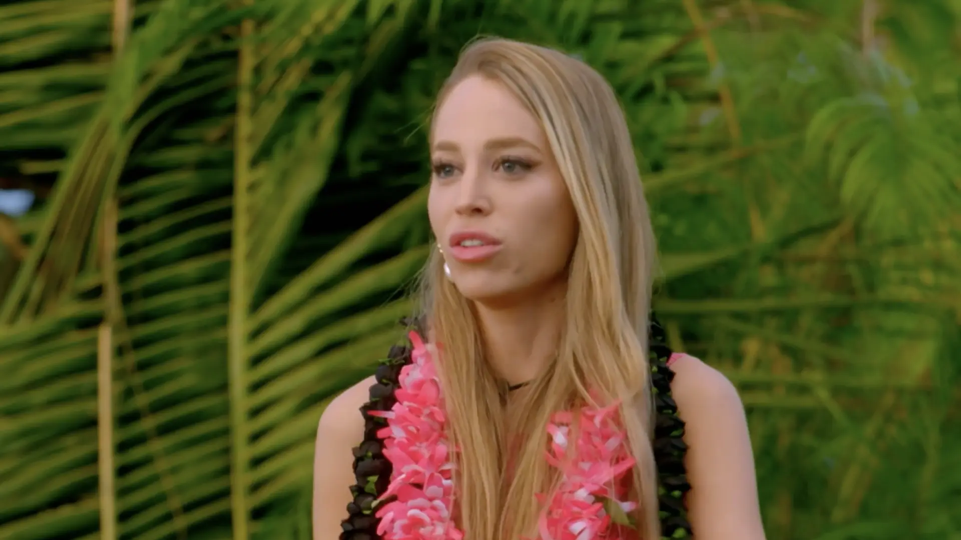 
         Fátima, señalada por las parejas de 'La isla de las tentaciones' por el collar negro: "Terror interno" 
    