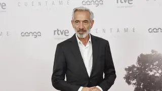 MADRID, 28/11/2023.- El actor Imanol Arias posa este martes durante el pase gráfico del preestreno del último capítulo de la temporada 23 de Cuéntame cómo pasó, en los Cines Callao de Madrid. EFE/ Rodrigo Jiménez