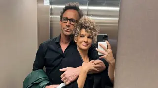 Álvaro Muñoz Escassi y Sheila Casas.