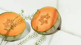 Melón partido por la mitad
