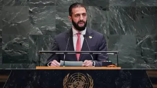 El presidente interino de Siria, Ahmed al Sharaa, interviene este miércoles en la Asamblea General de la ONU.
