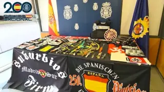 Tres de los arrestados han ingresado en prisión tras el operativo, en el que se han intervenido 100.000 euros, drogas y material supremacista.