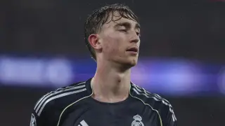 Dean Huijsen, durante un partido de Champions con el Real Madrid.