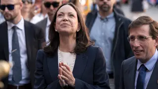 El alcalde de Madrid, José Luis Martínez-Almeida, recibe a la líder opositora venezolana y Premio Nobel de la Paz 2025, María Corina Machado.