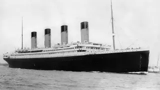 El Titanic, nada más salir de Southampton el 10 de abril de 1912.