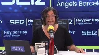 Àngels Barceló, en su estudio de la SER.