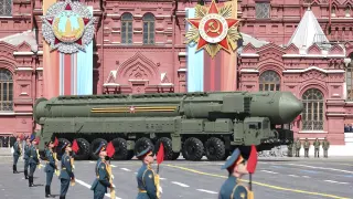 Misil balístico intercontinental RS-24 Yars, durante el desfile por el Día de la Victoria, el año pasado en Moscú.