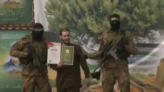 Eliya Cohen, en el momento de su liberación en Nuseirat.