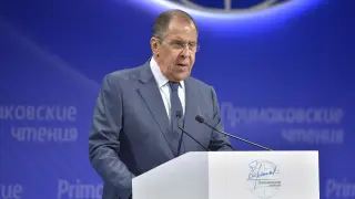 27/11/2023 MOSCOW, Nov. 28, 2023 -- Russian Foreign Minister Sergei Lavrov addresses the Primakov Readings International Forum in Moscow, Russia, Nov. 27, 2023. Any new United Nations Security Council (UNSC) members should come from developing countries, Russian media reported Monday, citing Foreign Minister Sergei Lavrov at the Primakov Readings International Forum in Moscow. POLITICA Europa Press/Contacto/Alexander Zemlianichenko Jr