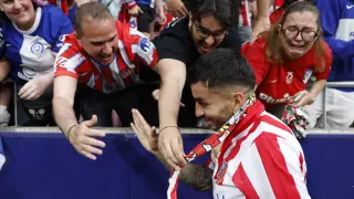 Ángel Correa se despidió de la afición del Atlético de Madrid tras el partido ante el Betis.