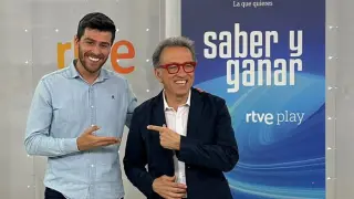 Rodrigo Vázquez y Jordi Hurtado, presentadores de 'Saber y Ganar'.