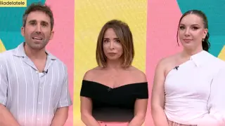 Aitor Albizua, María Patiño e Inés Hernand en 'La familia de la tele'.