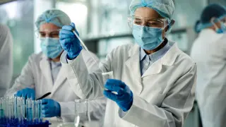 Las terapias CAR-T podrían usarse en el futuro para tratar un gran número de cánceres diferentes.