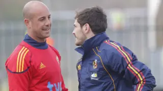 Reina y Casillas.