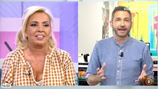 Carmen Borrego conversa con Frank Blanco.