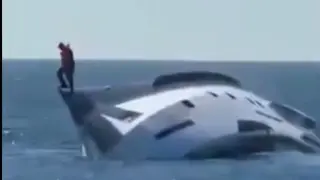 Yate hundido en Turquía.
