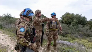 Miltares libaneses y de la FINUL en Líbano.