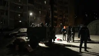 (Foto de ARCHIVO)January 25, 2026, Kyiv, Ukraine: Rescuers stand by a makeshift stove as they are on duty near mobile heating tents set up in Kyivâ€s northern left-bank Desnianskyi district to counter power and heating outages caused by Russian strikes on Ukraineâ€s energy infrastructure, Kyiv, Ukraine, January 25, 2026.Europa Press/Contacto/Hennadii Minchenko25/1/2026