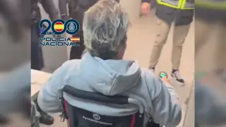 El fugitivo en dependencias policiales tras ser arrestado por la Policía Nacional.