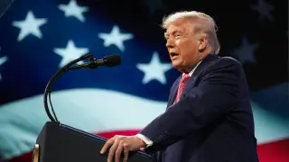 Donald Trump, en un encuentro con inversores en Miami, este viernes.