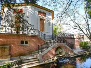 El Salón de Baile del Jardín del Capricho tras la reparación por los daños de Filomena.