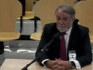 El ex ministro del Interior Jaime Mayor Oreja declara como testigo en el juicio por el caso G&uuml;rtel, en la Audiencia Nacional.