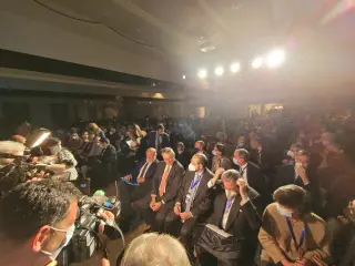 Imagen de la presentación de la plataforma NEOS.