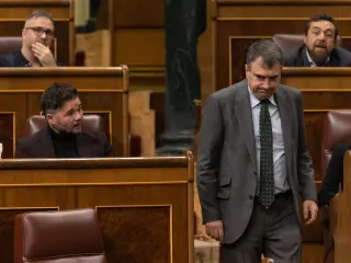 El portavoz de ERC Gabriel Rufi&aacute;n y el diputado del PNV, Aitor Esteban.