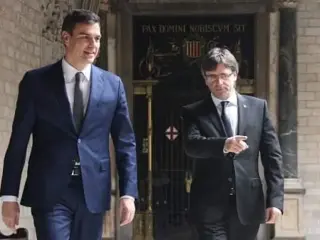 El resultado de las elecciones generales celebradas ayer puede arrojar un bloqueo en la gobernabilidad del pa&iacute;s ya que los candidatos de PP y PSOE no tienen los esca&ntilde;os suficientes para ser investidos claramente como presidentes del gobierno.