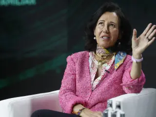 Ana Bot&iacute;n, Banco Santander