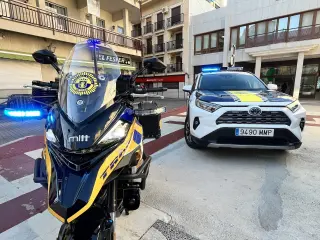 Veh&iacute;culos de la Polic&iacute;a Local de Petrer.