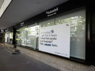Banco Sabadell ampl&iacute;a la cuenta remunerada con la que se puede ganar m&aacute;s de 1.550 euros.