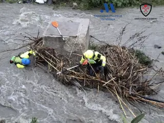 Sin noticias de la mujer desaparecida al intentar salvar a su perro: buscan por tierra y aire