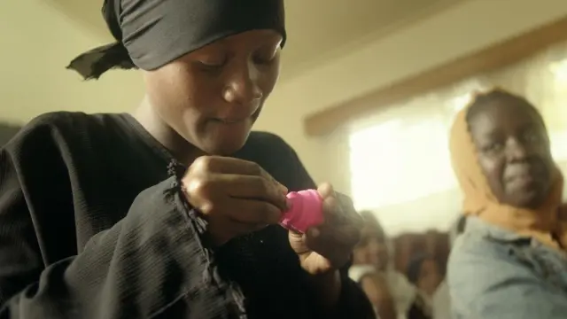Fotograma del documental 'The Menstrual Gap'