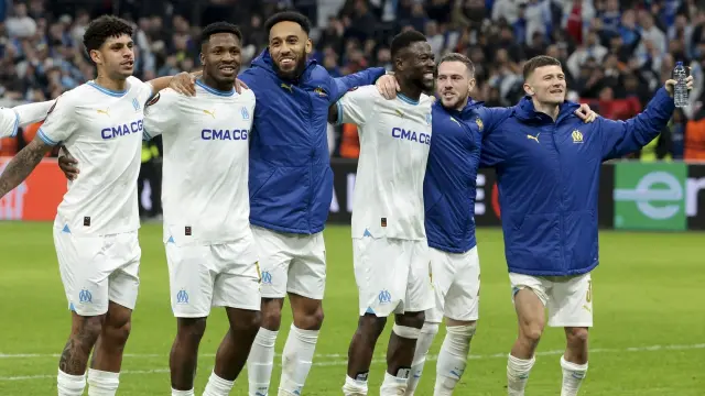 Luis Henrique Tomaz, Faris Moumbagna, Pierre-Emerick Aubameyang, Chancel Mbemba, Jordan Veretout, Quentin Merlin of Marseille salute the supporters following the UEFA Europa League, Round of 16, 1st leg football match between Olympique de Marseille and Villarreal CF on March 7, 2024 at Orange Velodrome stadium in Marseille, France - Photo Jean Catuffe / DPPI JEAN CATUFFE / DPPI / AFP7 / Europa Press (Foto de ARCHIVO) 07/3/2024 ONLY FOR USE IN SPAIN