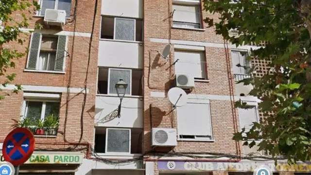 Foto del edificio donde el joven se ha atrincherado.