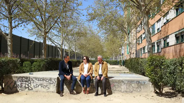 fotografo: Jose Gonzalez [[[PREVISIONES 20M]]] tema: Quejas vecinales calle Comercio