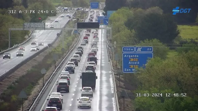 Retenciones este domingo en la A-3, a la altura de Arganda.