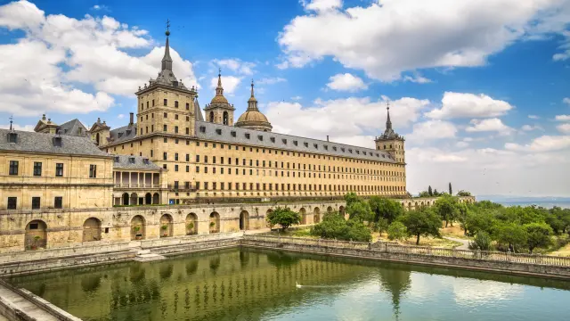 Panorámica del monasterio de San Lorenzo de El Escorial.