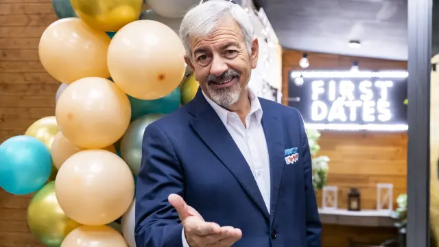 Carlos Sobera en los 2.000 programas de 'First Dates'.